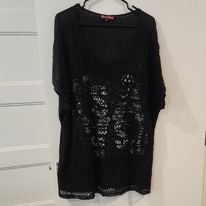 P2P 27" Black Short Sleeve Lace Top